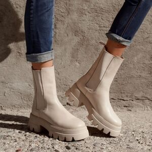 Thursday Boot Company Women's Cream Heeled Boots